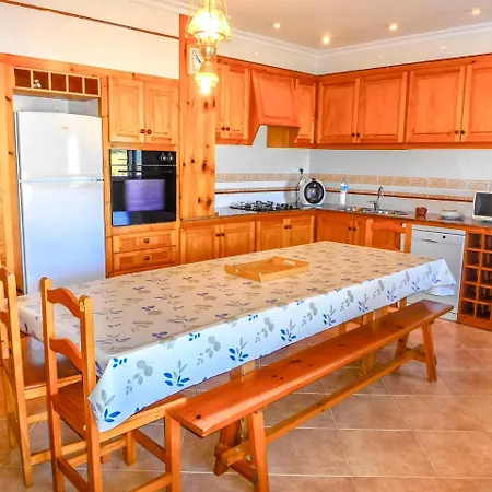 Villa Sleeps 8 Pool Wifi Sant Climent